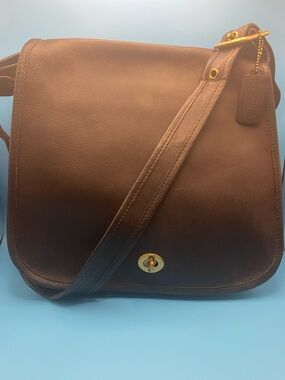 Vintage 80’s Coach Stewardess Mahogany NYC Leather Bag